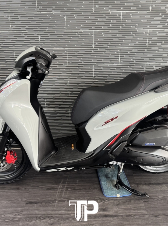 Honda SH125 date 2025 Xám Xi Măng Sporty Bstp