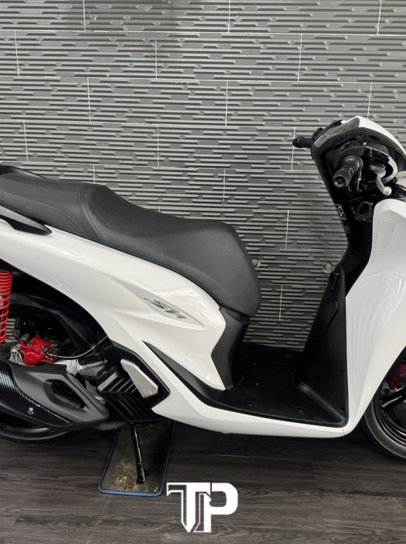 Honda SH125 date 2020 Trắng Đen Sporty 