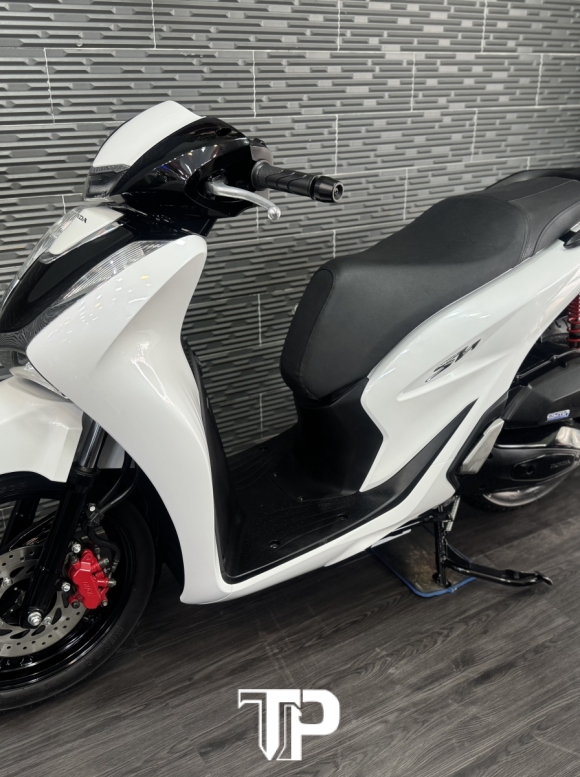 Honda SH125 date 2020 Trắng Đen Sporty 