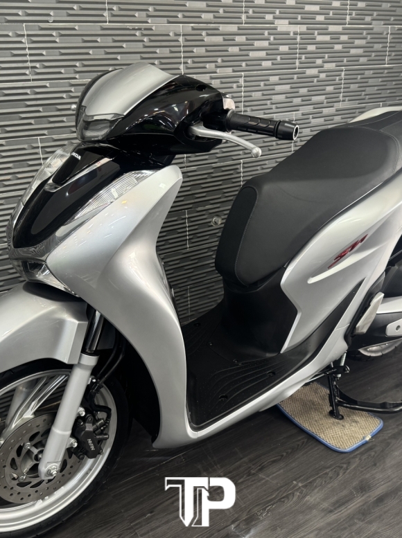 Honda SH125 Date 2022 Bạc Porsche Bstp