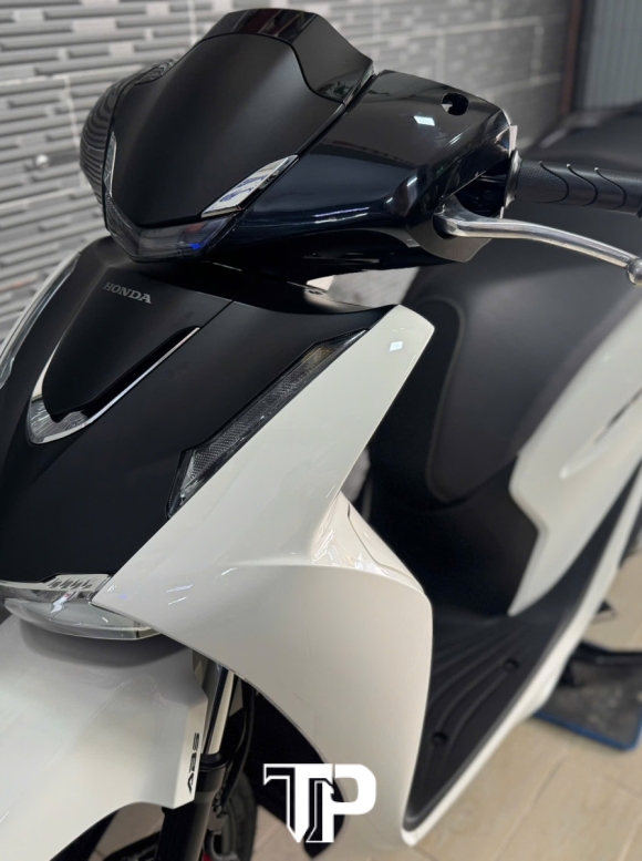 Honda SH125 ABS Mẫu mới 2026 Trắng Sporty