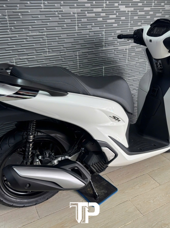 Honda SH125 ABS Mẫu mới 2026 Trắng Sporty