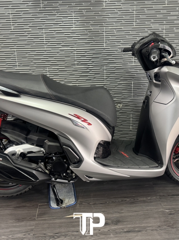 Honda SH 350 Bạc Nhám 2023 Sporty 